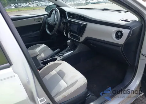 2017 Toyota Corolla Le из США, поврежденный, VIN 2T1BURHE4HC839085